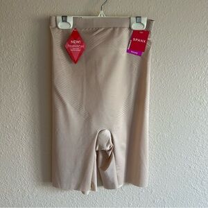 Spanx Thinstincts 2.0 High Waist Mid Thigh Shorts Size S/P